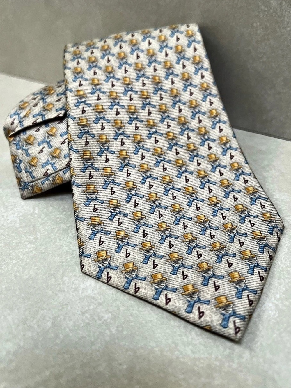 BVLGARI 7 Fold Silk Tie Gray Blue with Man in Hat & Scarf Pattern Made in Italy